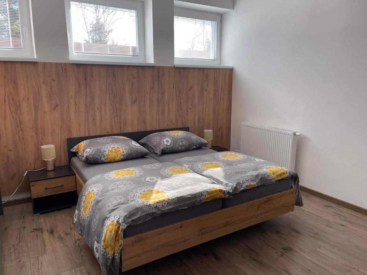 Apartman Tatrafun ตาตรันสกา ลอมนีจา ภายนอก รูปภาพ