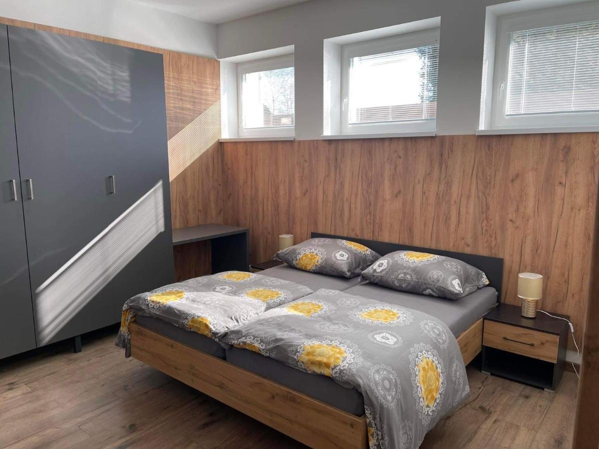 Apartman Tatrafun ตาตรันสกา ลอมนีจา ภายนอก รูปภาพ