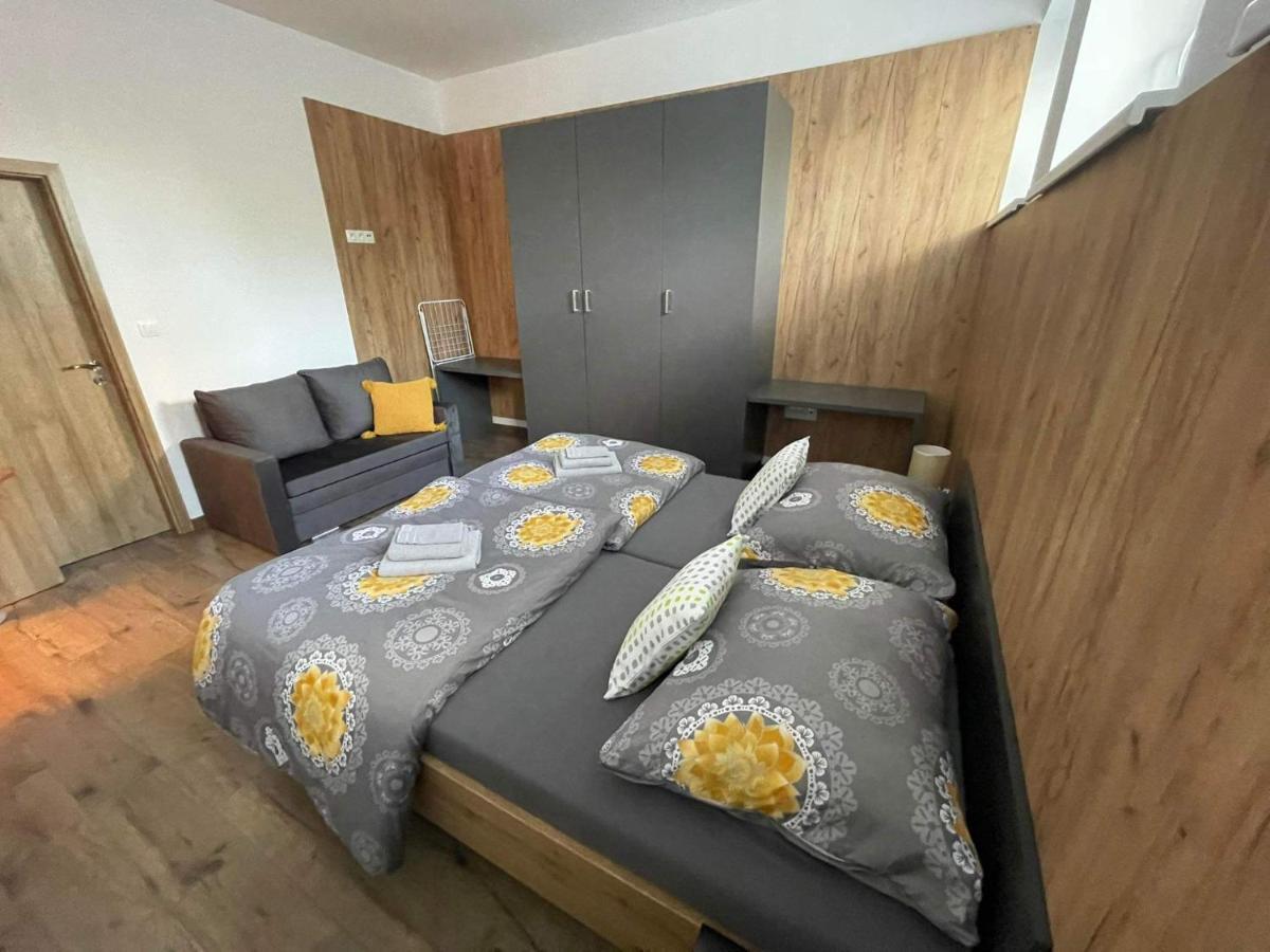 Apartman Tatrafun ตาตรันสกา ลอมนีจา ภายนอก รูปภาพ